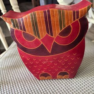 Handcrafted Owl Shape Leather Embossed Hand Painted Leather Coin Bank w/ Snap